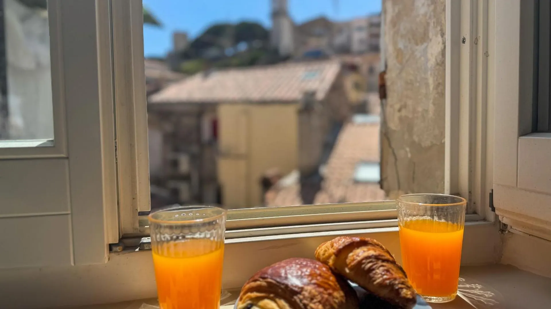 Forville Suquet View Cannes France